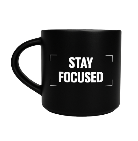 Чашка чорна «Stay focused»