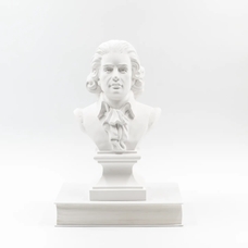 Белый гипсовый бюст Моцарта купить в интернет-магазине Супер Пуперс