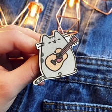 Значок «Кіт із гітарою» придбати в інтернет-магазині Супер Пуперс