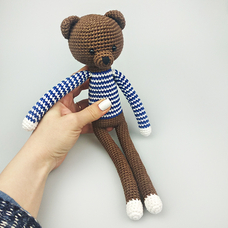 Іграшка з пряжі «Ведмедик в піжамі» придбати в інтернет-магазині Супер Пуперс