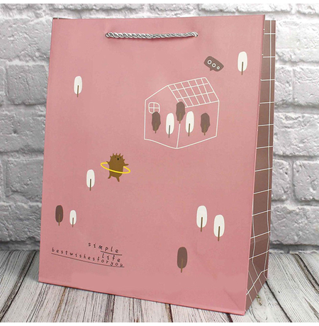 Подарочный пакет "Звери в лесу" (розовый) 23х18х10 см