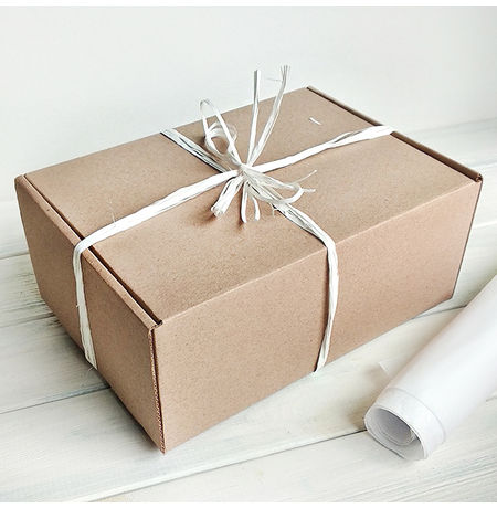 Подарункова коробка «Крафтова», з білою тишью