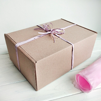 Подарункова коробка «Крафтова», з рожевою тишью