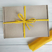 Подарункова коробка «Крафтова», з жовтою тишью