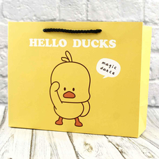 Подарочный пакет «Ducks» (жёлтый) 32x26x11 см купить в интернет-магазине Супер Пуперс