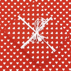Упаковка в подарочную бумагу "Hearts"