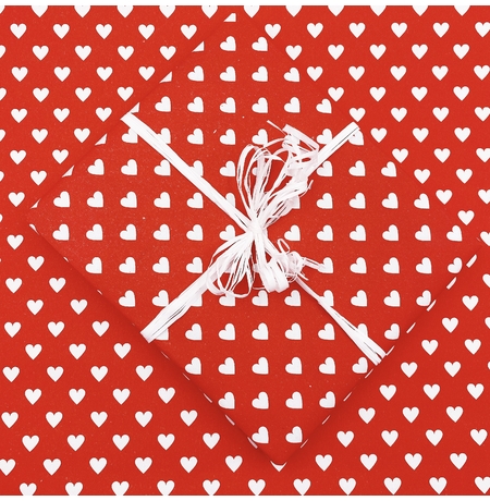 Упаковка в подарочную бумагу «Hearts»