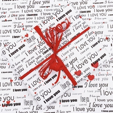 Упаковка в подарочную бумагу «I love you»