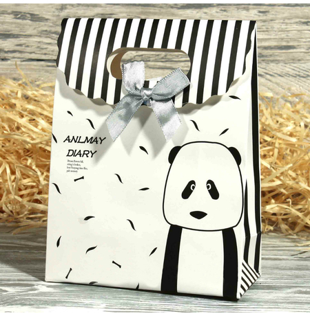 Подарочный пакет «Панда» 32х24 см