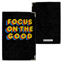 Обложка на паспорт «Focus on the good»