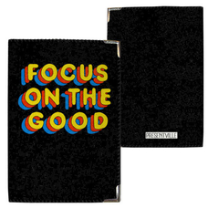 Обложка на паспорт «Focus on the good» купить в интернет-магазине Супер Пуперс