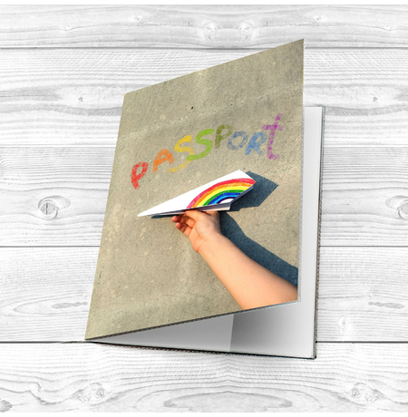 Обложка на паспорт «Бумажный самолётик»