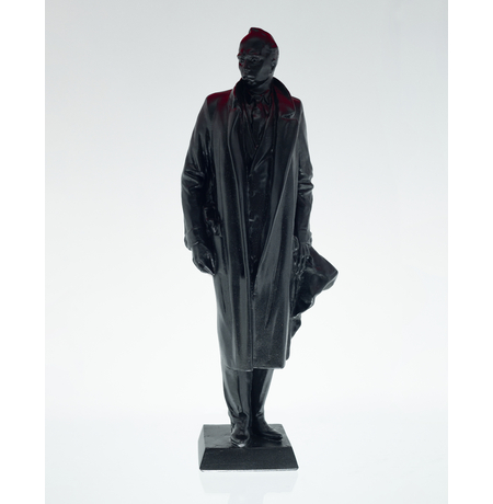 Чорна гіпсова статуетка Степана Бандери