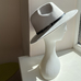 Фетровий капелюх-федора з ланцюжком, білий
