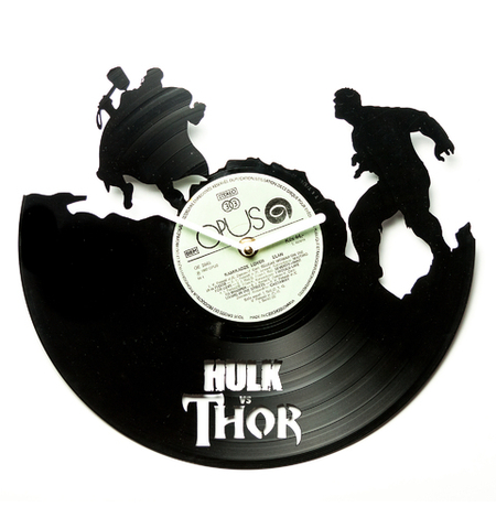 Вініловий годинник "Hulk VS Thor"