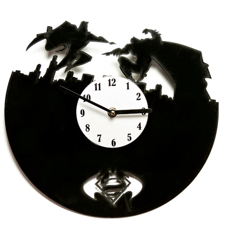 Виниловые часы «SupermanVSBatman»