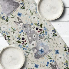 Дорожка на стол «A bunny and flowers» купить в интернет-магазине Супер Пуперс