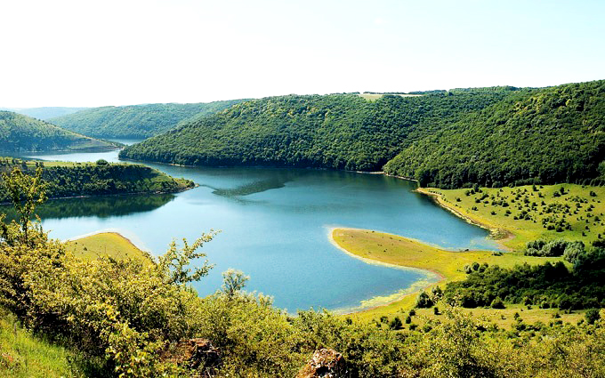 Одне з природних див України