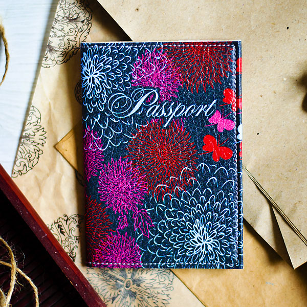 Обложка на паспорт "Астры", обложка на паспорт прессованная кожа 